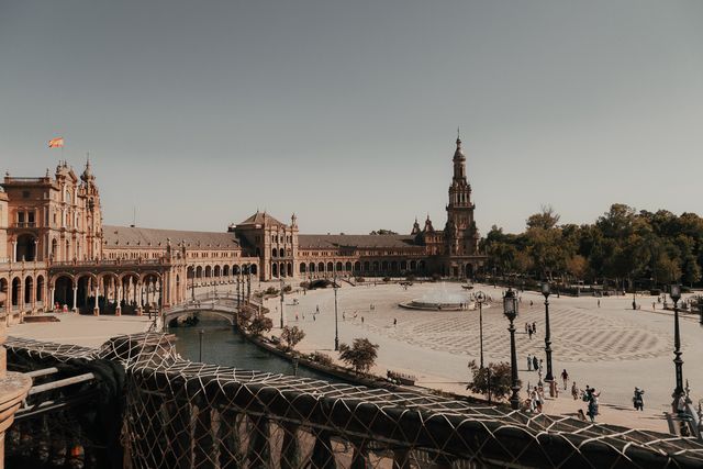 Испанская площадь
